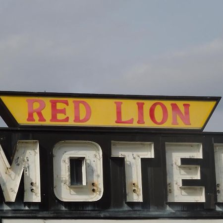Red Lion Motel Southampton Екстериор снимка