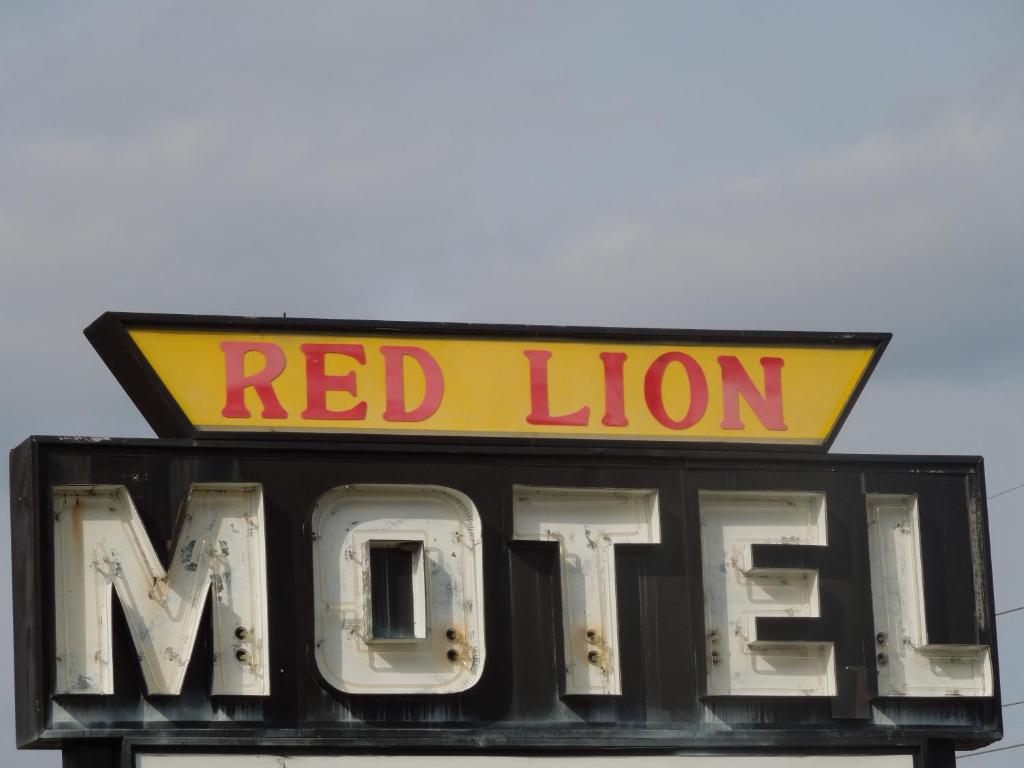 Red Lion Motel Southampton Екстериор снимка