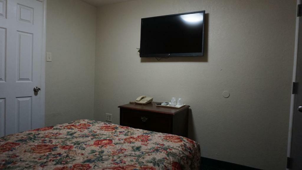 Red Lion Motel Southampton Екстериор снимка